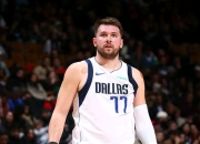 米兰体育app入口-独行侠大胜猛龙，东契奇再砍30+10