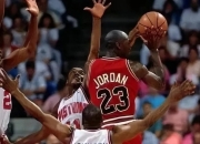 米兰体育下载-公牛队全队进攻火爆，取得胜利