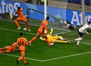 米兰体育官网-英格兰队完胜对手，赢得晋级资格