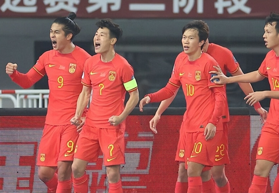 冰岛逼平和orra，欧锦赛出线形势领先