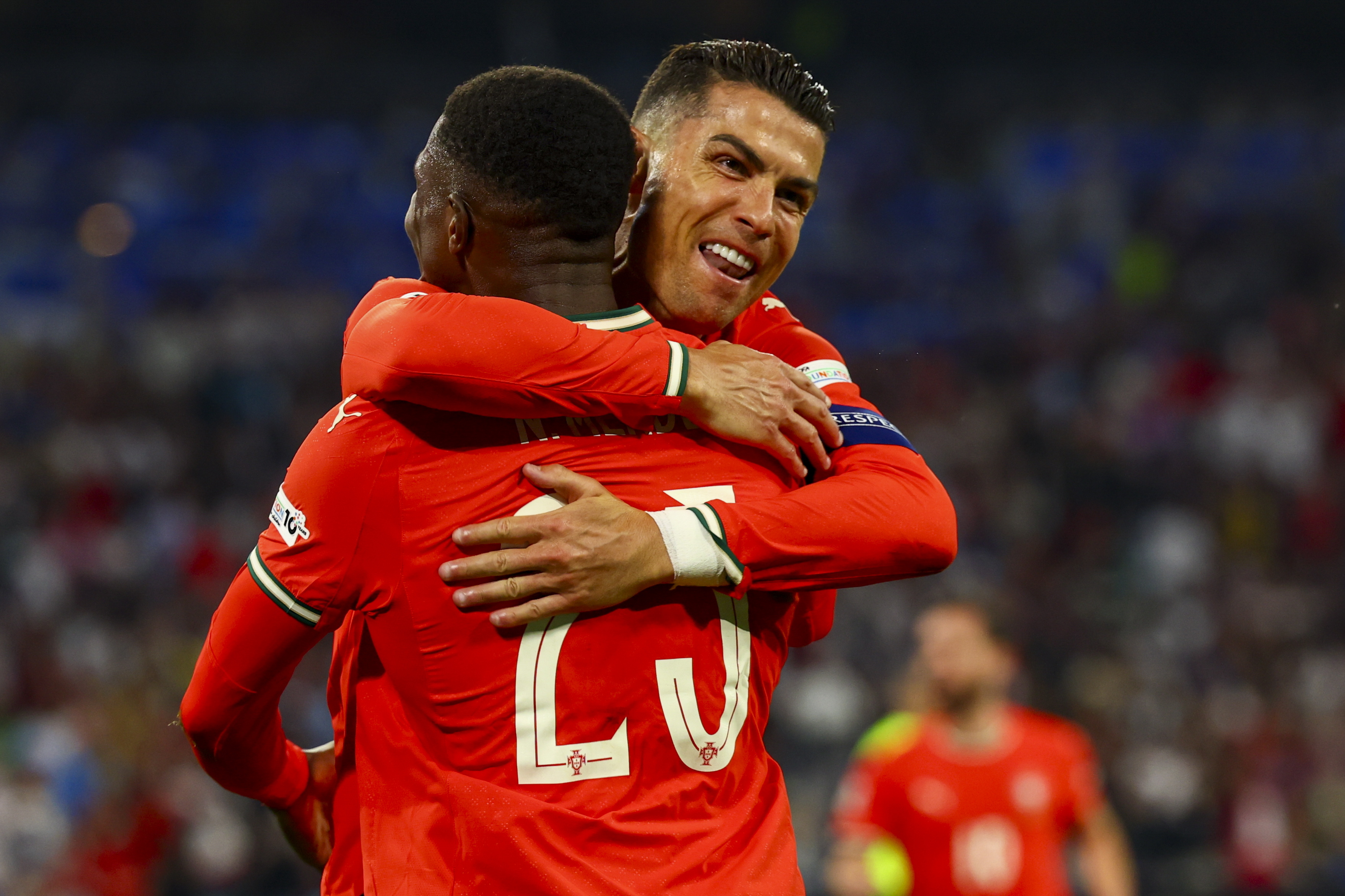 欧国联半决赛镜头回顾，演绎一场足球盛宴