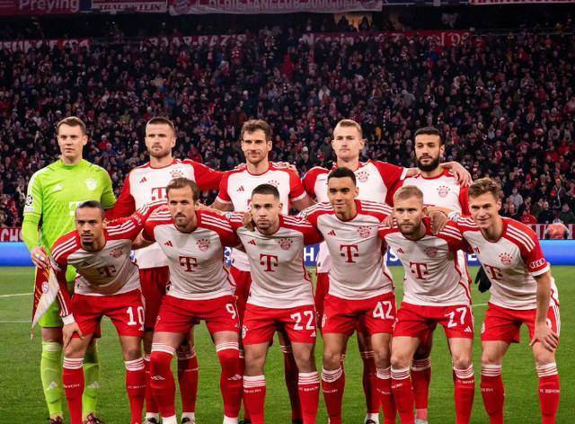 包含拜伦慕尼黑主场迎战对手，携手斗志取胜的词条