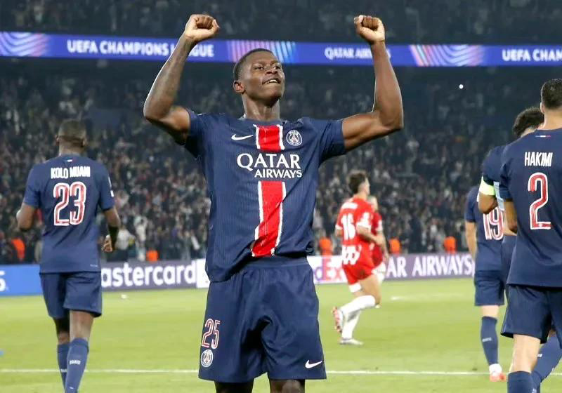 巴黎圣日耳曼逆转击败马赛，取得法甲冠军领先优势