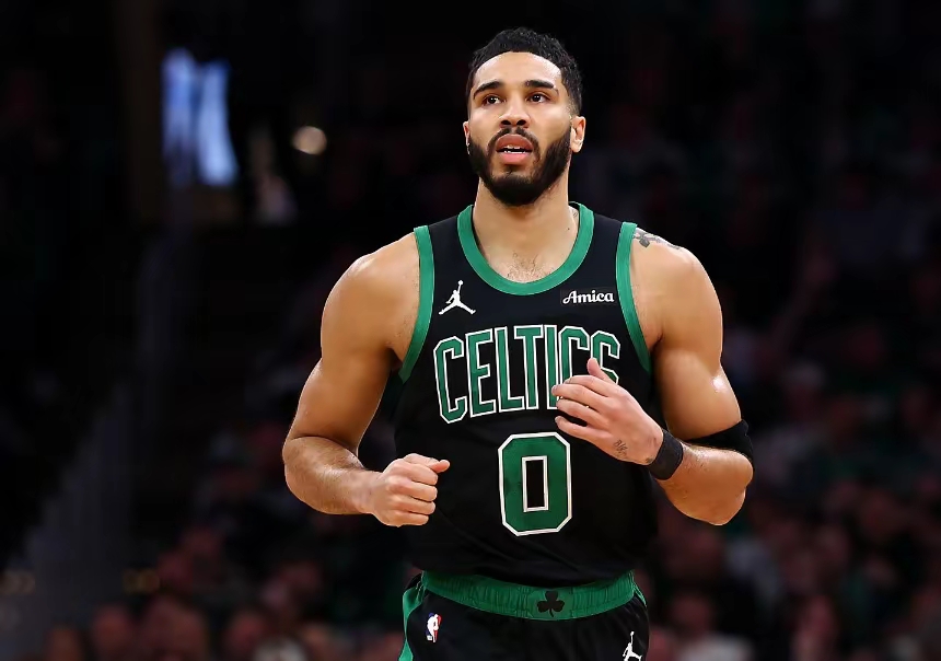 热火主场战胜凯尔特人