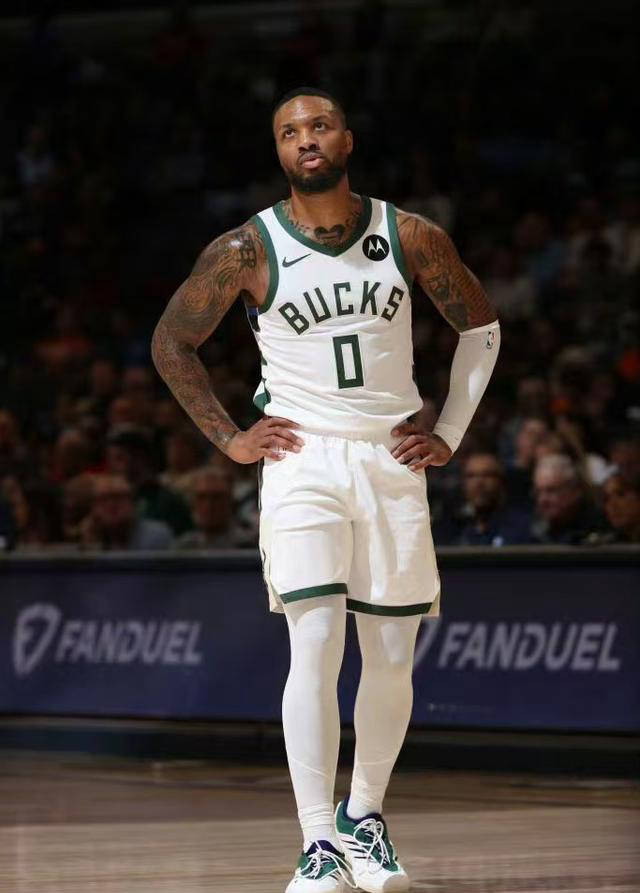 雄鹿遭遇败局，字母哥状态不佳